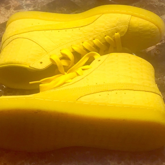 Puma Other - Sky li Hi yellow Puma!